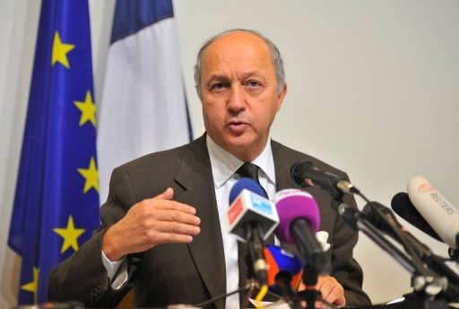 فرنسا تتهم سوريا باستخدام قنابل عنقودية