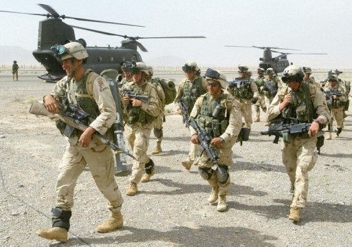 اخر 33 الف عسكري اميركي ارسلوا كتعزيزات الى افغانستان يغادرون البلاد