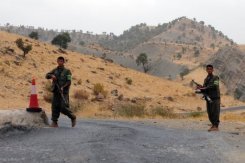 الطيران التركي يقصف مواقع للمتمردين الاكراد شمال العراق بعد مقتل عشرة جنود