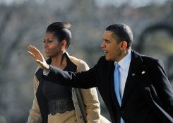 اوباما وزوجته يتلقيان لقاحا ضد انفلونزا الخنازير