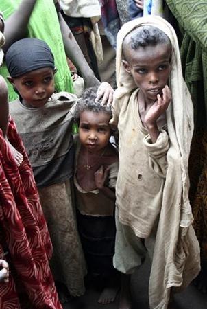 بريطانيا تمنح اثيوبيا 6.4 مليون دولار لتغذية الاطفال..