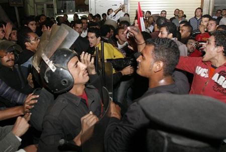 الأثنين.. وقفة إحتجاجية لإتحاد المصريين في أوروبا أمام سفارة الجزائر بلندن