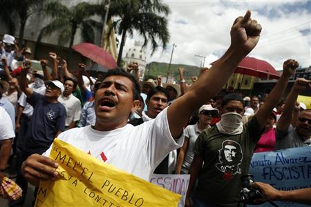 هندوراس تجتمع مع منظمة الدول الامريكية وتطالب زيلايا بالابتعاد